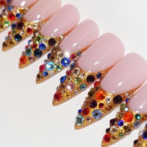 Gold French tip nails with crystals | bling french nails | luxury gel pressons | stiletto press on nails | gold glue on nails | False nails