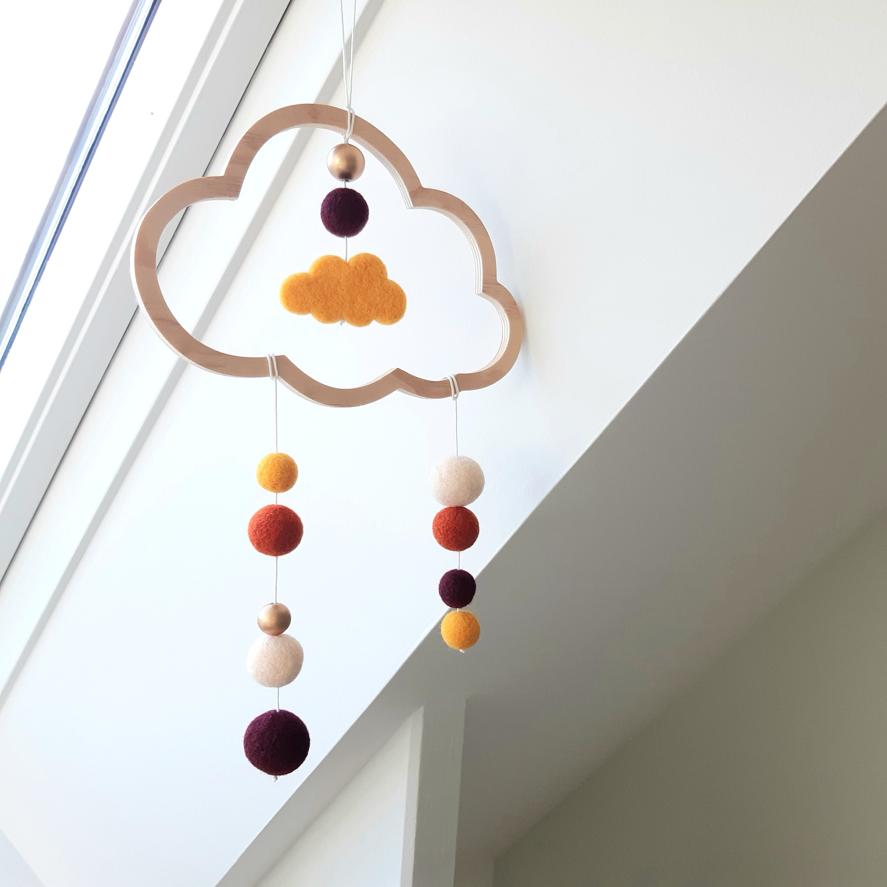 Mobile Nuage en Laine Feutrée Paprika/Maïs/Chair/Bordeaux