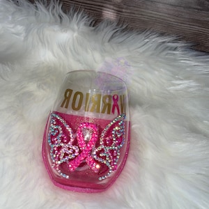 Maand voor de bewustmaking van borstkanker, borstkankerbeker, borstkankerstrijder, glitterwijnglas, glas zonder steel, strassteen, blingglas