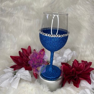 Glitter Wine Glass, Long steam wine glass,Custom wine glass, Wedding/anniversary bling glitter wine glass, bride glass, Holiday glass
