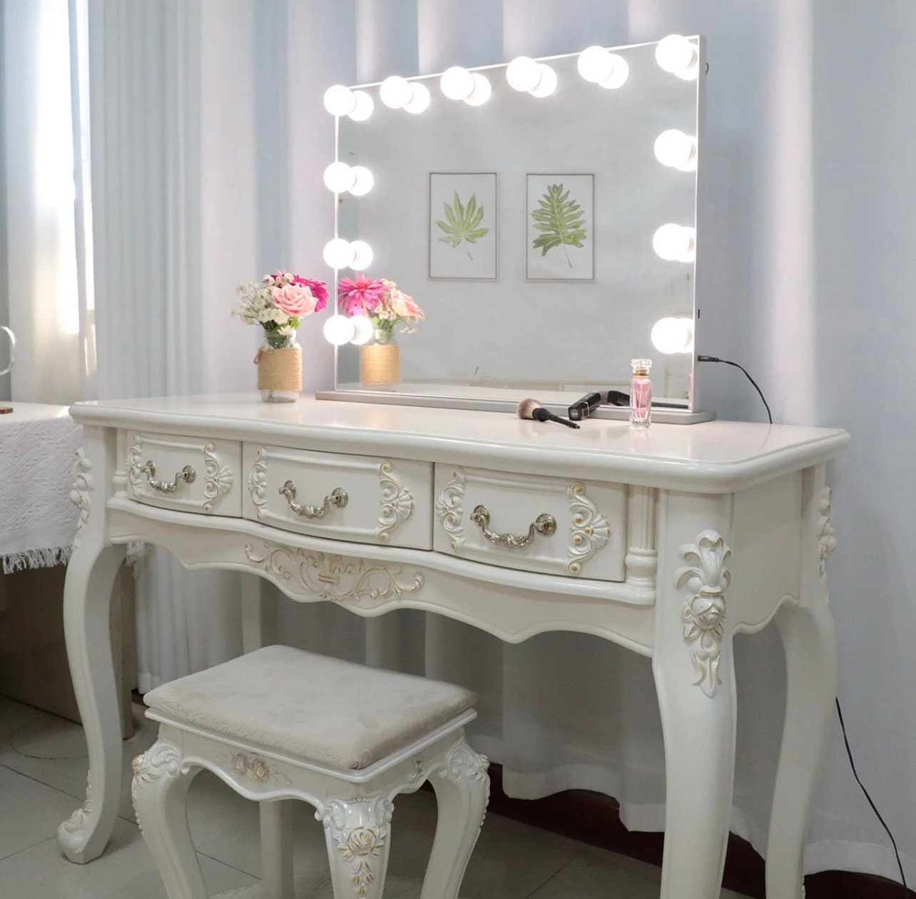 Hollywood Style USB Powered Makeup Mirror LED Lights with 10 Dimmable Light Bulbs Flexible Lighting Fixture 7000K for Bathroom,Makeup Dressing Table Mirror Not Include UNIFUN Vanity Mirror Lights 