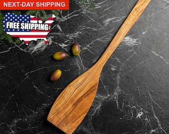 Espátula de madera de olivo artesanal: utensilio de cocina mediterráneo