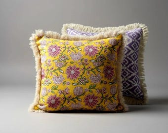 Juego de 2 fundas de almohada de algodón con estampado floral indio y flecos.