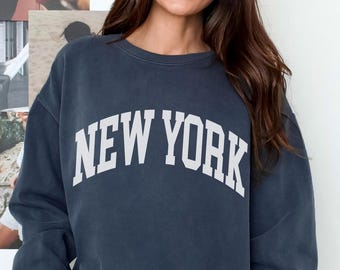 New York Sweatshirt Comfort Colors® Faded Vintage Sweatshirt New York Crewneck New York NY Premium Quality Garment Dyed Unisex Sweatshirt