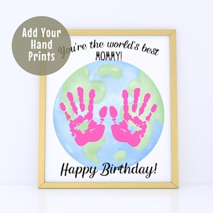 Arte de impressão de mão de feliz aniversário para impressão, presente de aniversário personalizado, lembrança de impressão de mão de criança para mãe, melhor mamãe do mundo