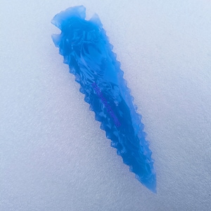 Beautiful BLUE CHALCEDONY Glass Arrow Heads Hand Crafted Arrowhead Hand Made Arrow Gamestone Arrow Heads 5.5-6&quot; Inches