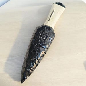 Handcrafted Obsidian Dagger,Unique Collector’s Blades,Obsidian Knife With Thread,Gift For Hunters & Collecters,Bladeart,Dragon Glass Knives