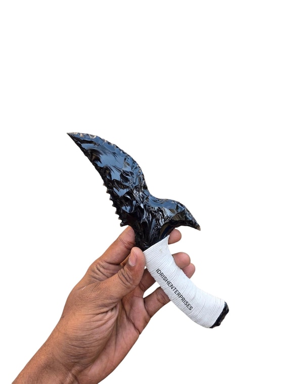 彫刻された黒曜石のアタメ、白糸の溶岩刃ナイフ、バイキングの短剣