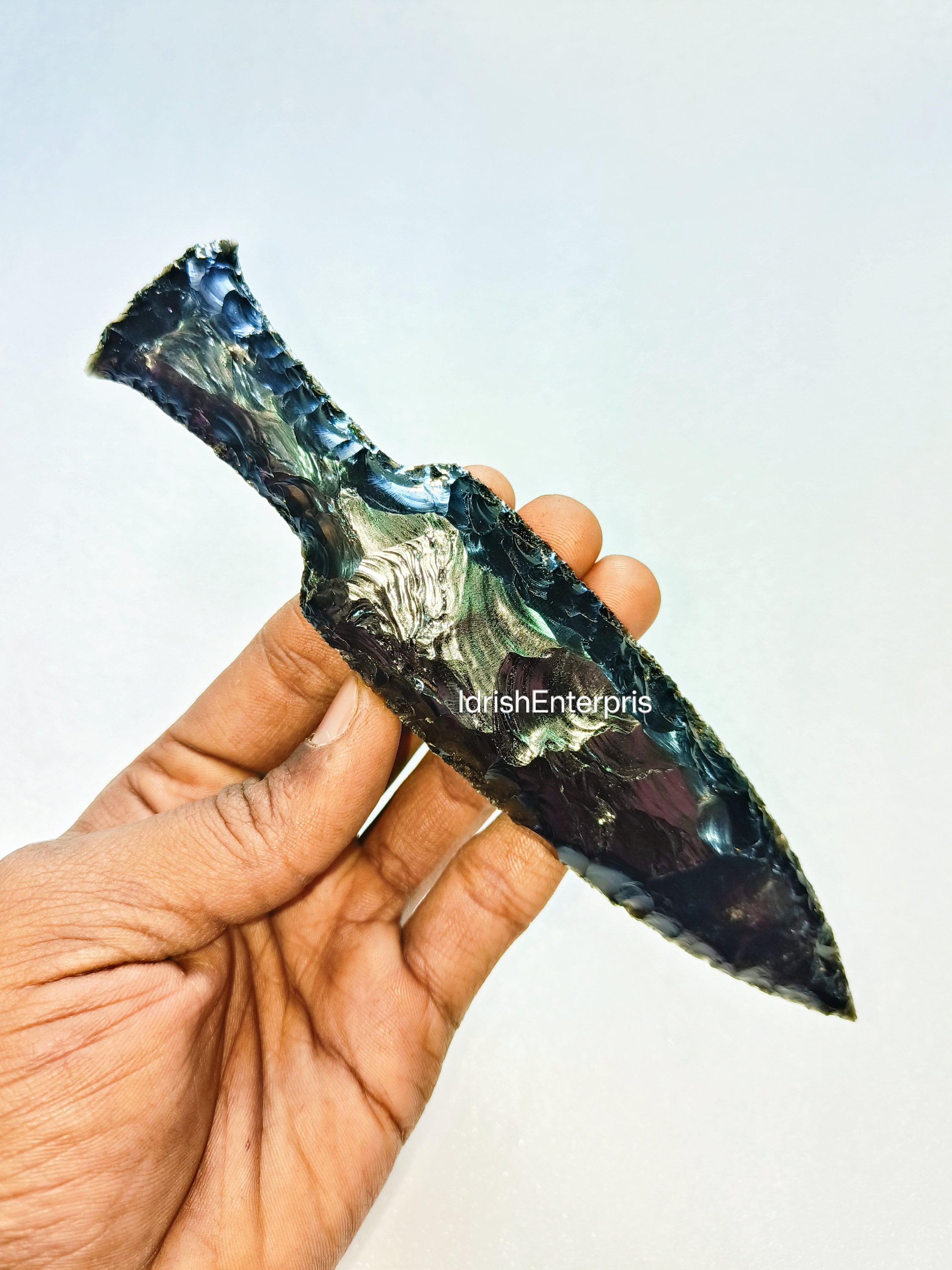 大きな黒い黒曜石の剣、黒曜石のナイフ、男性用ハンドメイド