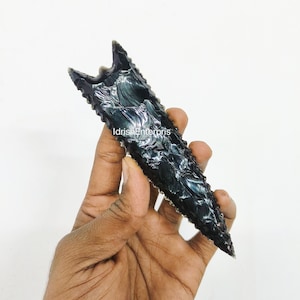 Punta de flecha de obsidiana tallada a mano, flecha de cristal natural (5,5-6 pulgadas)