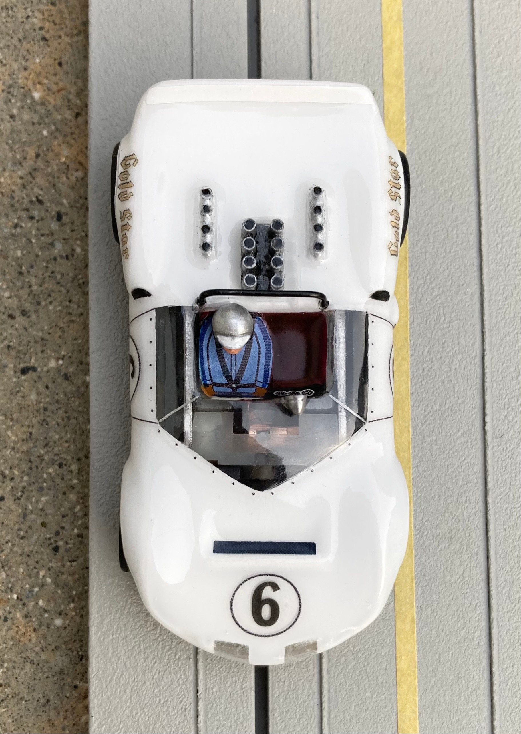 送料無料 1/24？ クラシック スロットカー シャーシ車体 Classic