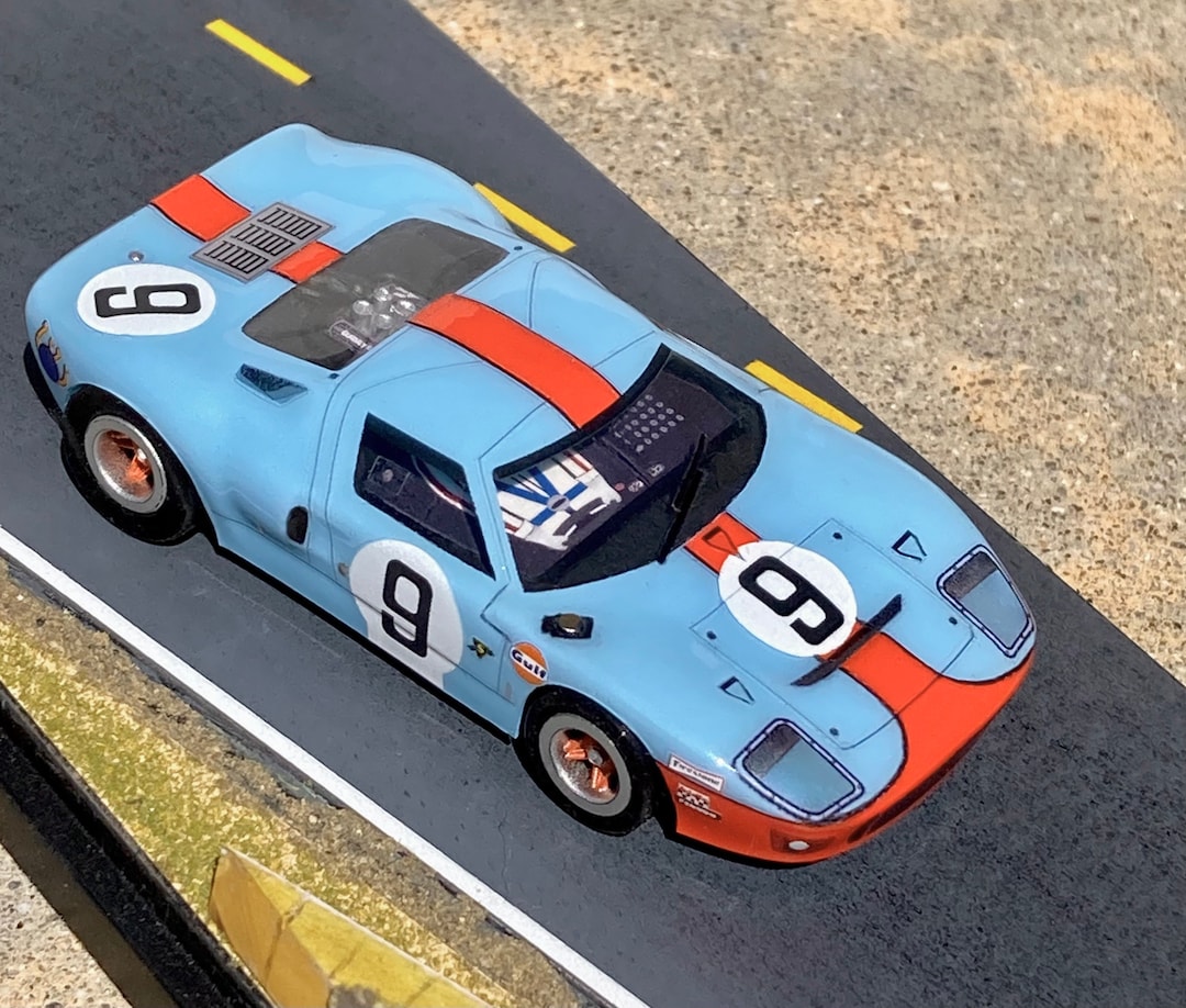 105 スケレ FORD GT40 スロットカー BHR 1968 Rodriguez Ford GT40 Custom Slot Car; HO 1/64, Artist
