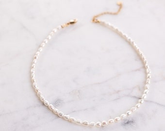 SCARLETT Small Rice Pearl Necklace Women, Real Freshwater Pearl Necklace, Thin Pearl Necklace Choker, Bridal Necklace, Dainty Pearl Necklace