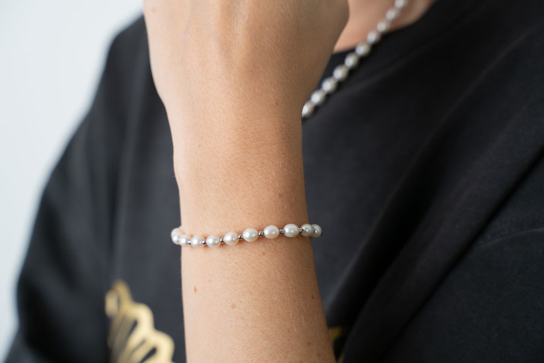 KIRA Real Freshwater Gold Pearl Bracelet, Cultured Silver Pearl Beaded Bracelet, Pearl Jewelry, Gift for Him, Gift for Her, Bridesmaid Gift image 4