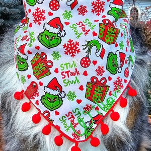 Grinch dog bandana 2025