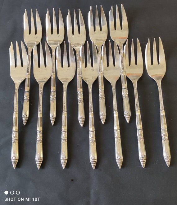 ARGENTERIE 6 FOURCHETTES DESSERT ERCUIS MODÈLE A LA RUSSE