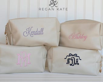 Personalized Cosmetic Bag, Embroidered Toiletry Bag, Personalized Pencil Case, Personalized bridesmaid gift bag, gift for her christmas gift