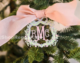 Custom Acrylic Christmas Ornament: Personalized Holiday Decoration