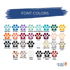 K&ouml;nnte beinhalten: Eine Farbkarte mit Pfotenabdr&uuml;cken in verschiedenen Farben, darunter Hellblau, Himmelblau und Gelb. Der Text "FONT COLORS" steht oben. Das Bild enth&auml;lt auch den Text "All About the Dogs".
