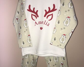 Weihnachtlicher Pyjama