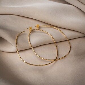 Gold Oval Hoop Earrings, 18k Vermeil, Classic Hammered Hoop Earrings, Large Hoop Earrings, Gold Hoop Earrings, Anniversary gift for her