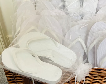 10 20 30 40 50 or 60 Pairs of Personalised Wedding Guest Flip Flops White Dancing Feet Party Individually Bagged Organza Prom Etsy UK