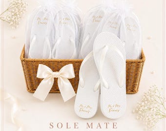 Personalised Wedding Guest Flip Flops | Bridal Party Favours | White Flip Flops with Organza Bags | Sizes S–L | For your dancing feet |