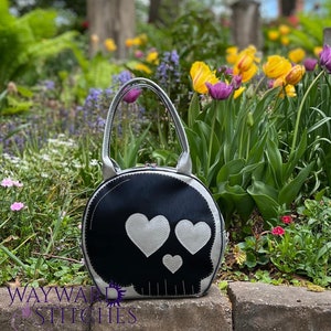 Hel Bag Pattern, Skull Bag Pattern, Skull Purse Pattern, Purse Sewing Pattern, DIY Skull Purse, PDF Sewing Pattern, Goth Sewing Pattern