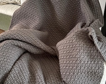Handmade Crochet Blanket: Gray, Medium Bulky Wight Double Yarn, Afghan throw