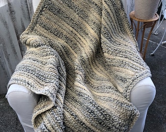 Chunky Crochet Blanket: Soft Bulky Wool Afghan, Variegated Cream, Blue, Navy