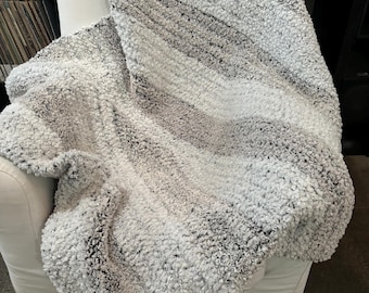 Chunky Crochet Faux Fur Blanket: Black and White Throw (48x55)