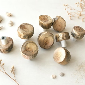 Houten knoppen en trekkers, ladegrepen