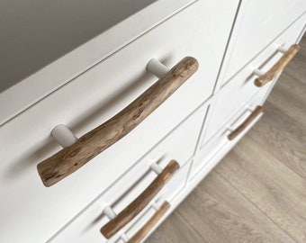 Driftwood handles, beach style, drawer knobs, rustic furniture, IKEA furniture, Boho style