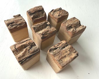 Pomelli rustici in rovere, maniglie in legno per mobili: ferramenta per mobili fai da te