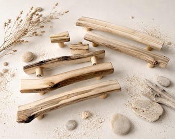 Maniglie per mobili in legno di recupero, pomelli per cassetti in legno naturale, ferramenta rustica ecologica, pezzi unici.