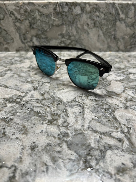Accessories Sunglasses & Eyewear Sunglasses Cleared Perspective Classic Semi-Rimless Sunglasses Men's Women Unisex 2022 Polarized Light Black Tint 