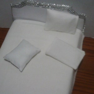 Doll White Flat Bed Sheets & Pillow Sets