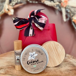 Coffret cadeau l'élégance au naturel, cosmétiques, cadeau femme, idée cadeau original, maman, sac à main, cadeau anniversaire, cadeau noël