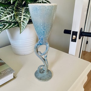 poterie de poulpe vintage, vase en céramique inhabituel, tentacules, kraken, bleu clair, poterie inspirée de l&#39;océan, signée par l&#39;artisan