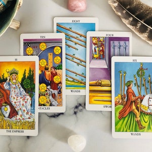 Who or What Is Coming Towards You? Tarot Reading / Career & Finances Tarot Reading / Love Tarot Reading