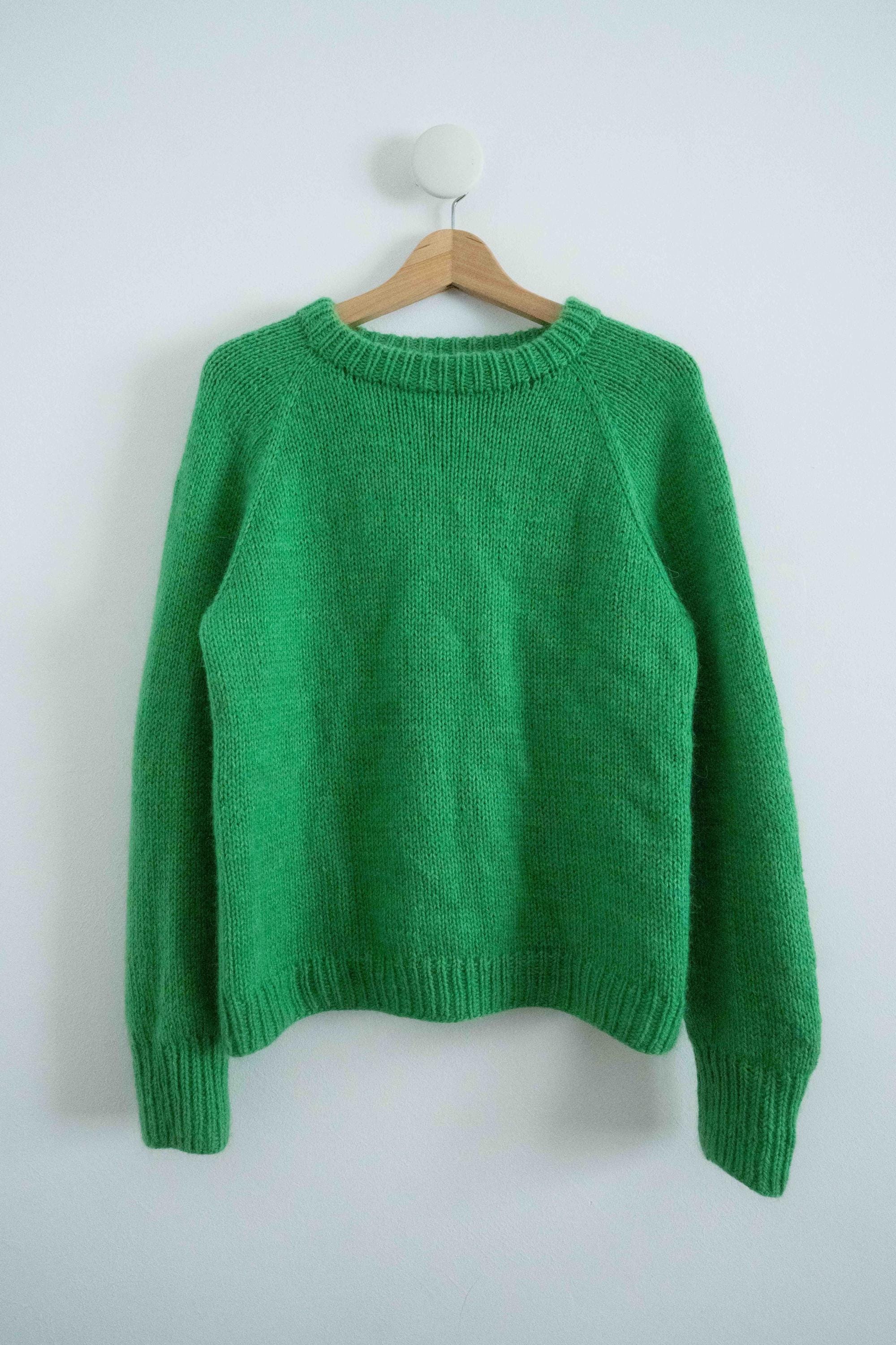 Wayfarer Raglan Sweater Knitting Pattern: Beginner Unisex Top (PDF Pattern)