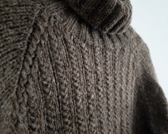 Fisherman&#39;s Raglan Sweater Knitting Pattern: Rustic Unisex Design (PDF Pattern)