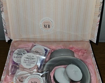 Small Wax Melt Gift Case With Wax Burner. Perfect For Valentines, Birthdays, Mothers Day....