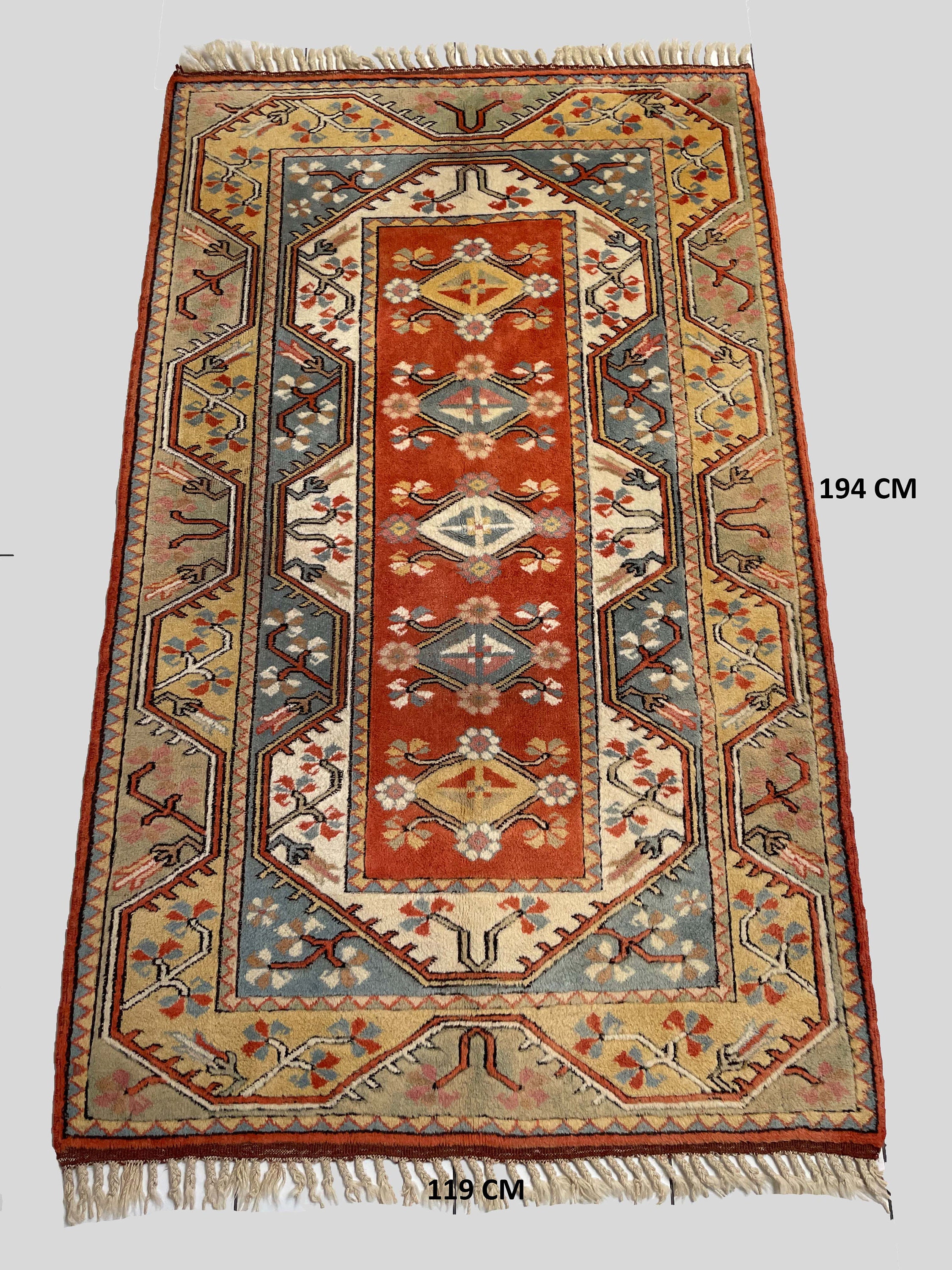 Anatolian Rugs & Tapis 100% Hand Made