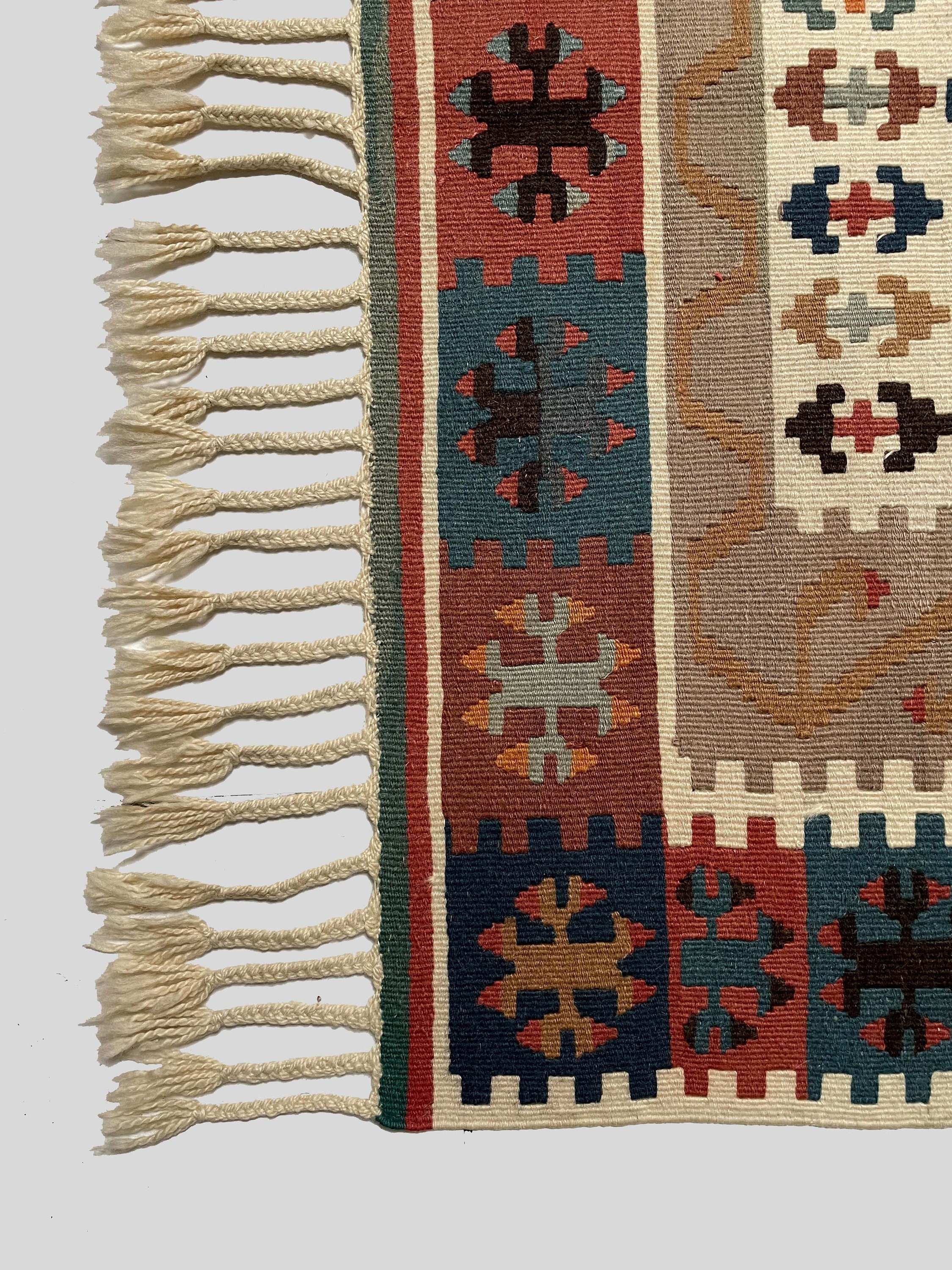 Anatolian Rugs & Kilim 100% Hand Made