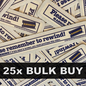 25X SAMMELKAUF! Bitte denken Sie daran, die Blockbuster Video Verleih VHS - Vinyl die-Cut Aufkleber zurückzuspulen