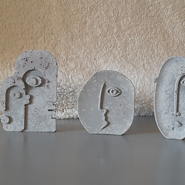 visages en beton, visages minimalistes fait main, tryptique de visages, statuette beton decorative, presse papiers, cadeau unique