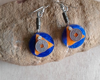 boucles d'oreille en resine, boucles d'oreille fait main, boucles d'oreille pendents, boucles d'oreille colorées, idée cadeau