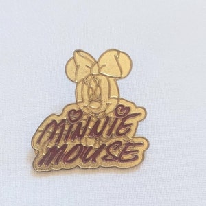 Disney Cast Member Lanyard Series 2 Signatures Minnie Mouse Pin Gold Red 2004