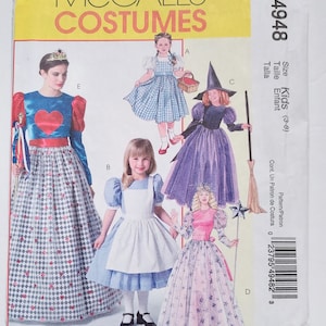 Patrón de vestuario de McCall M4948 Dorothy Blancanieves Talla para niños 3-8 Sin cortes 2005